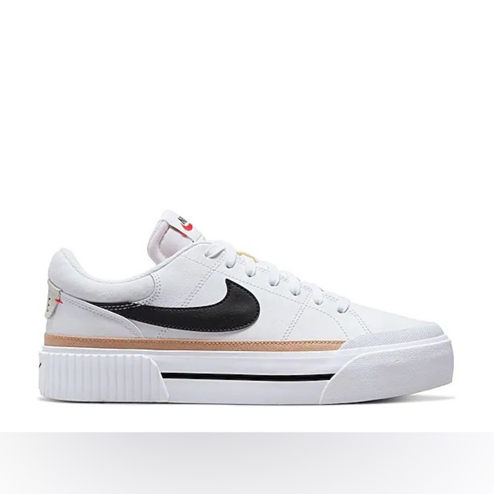 Women’s Nike legacy court lift